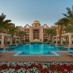 Amazing Beachfront Apartments Near Atlantis Waterpark By Simply Comfort Dubai