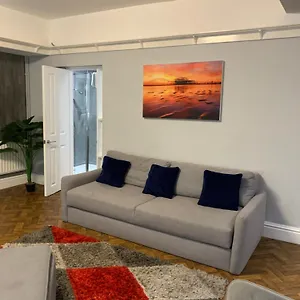 Entire In , Brighton United Kingdom